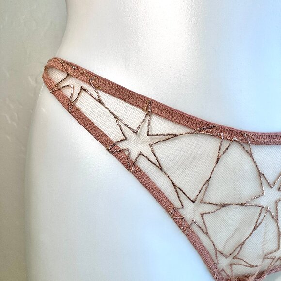 VS Starstruck Gold Star Chain Charm Thong NWT M L - Picture 6 of 10